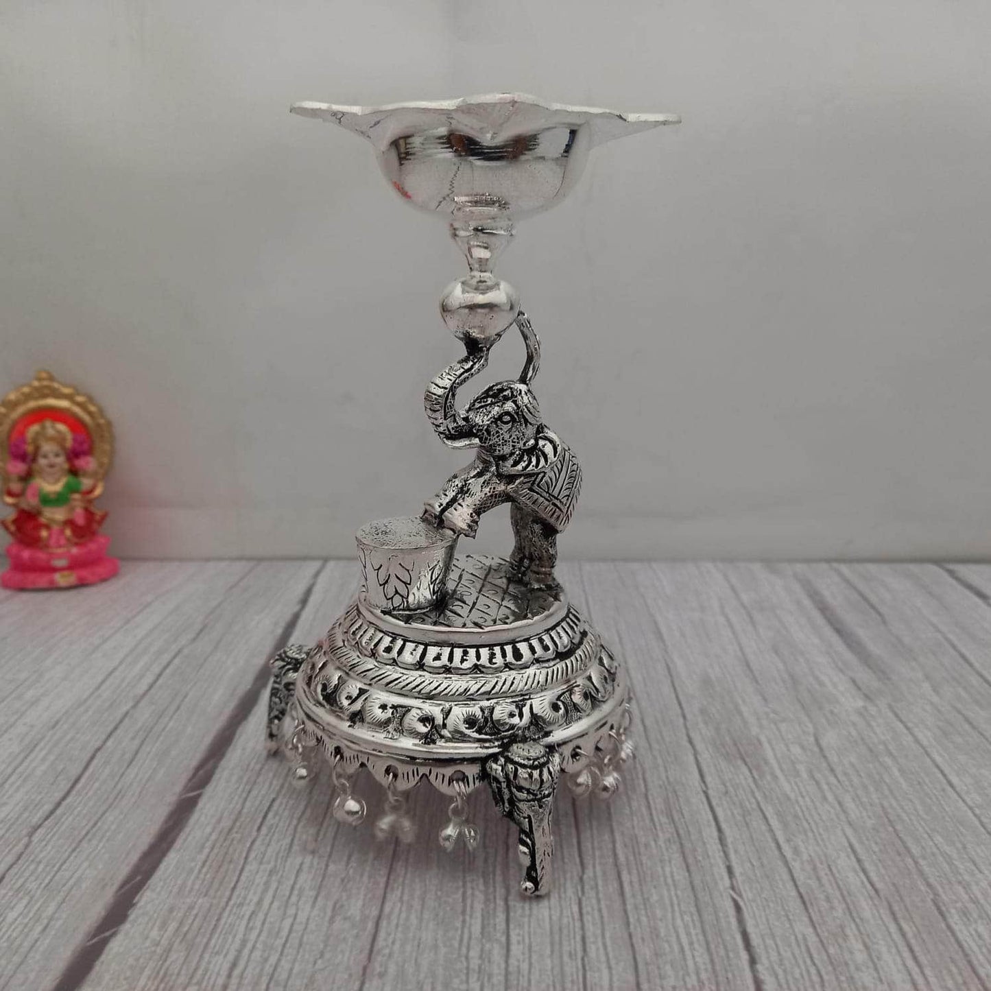 Antique Elephant Diya 1pcs
