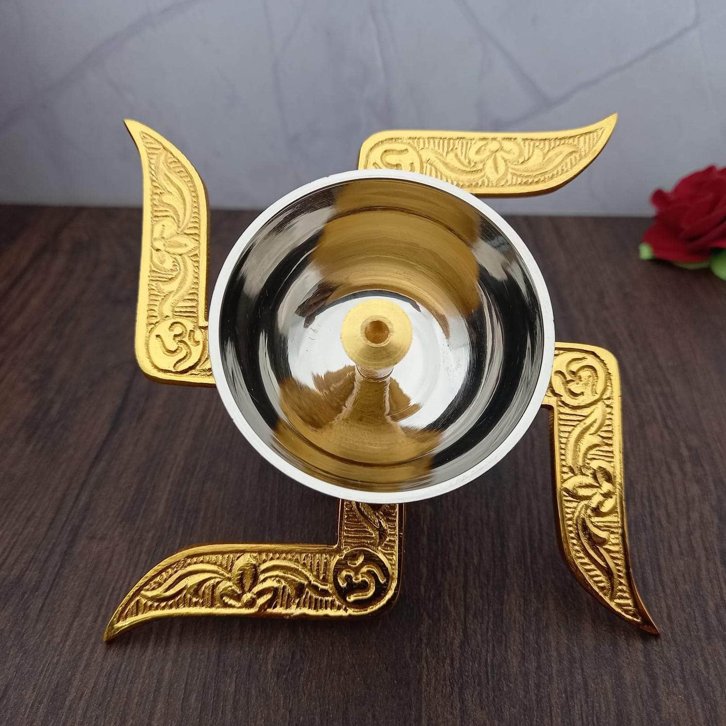 Swastik Deepa Red Box 2672/4