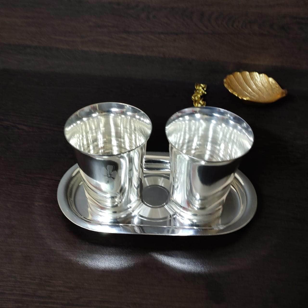 S P Glass set M2079
